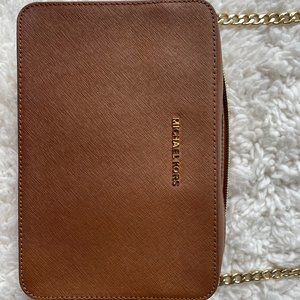 Michael Kors Jet Set East West Large Cross Body Bag